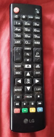 Photo of free 32" LG smart telly (Kings Sutton OX17) #4