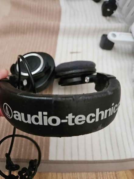 Photo of free Headset (NW4) #1