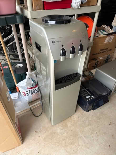 Photo of free GE profile water dispenser (Rancho Penasquito) #1