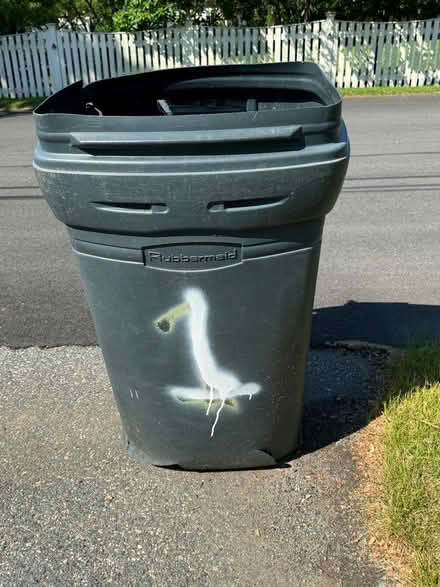Photo of free Trash Can w/Wheels (Woburn on the Burlington line) #4