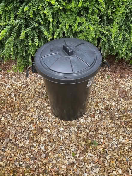 Photo of free Black Rubber Dustbin (Taunton TA2 Kingston St Mary) #1