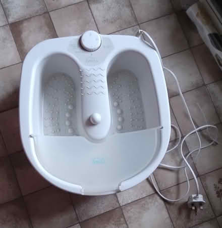 Photo of free Oisia foot spa and massager (Chorlton M21) #1