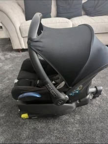 Photo of free Maxi Cosi car seat with isofix (BS14) #2