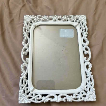 Photo of free 5x7 frame (Belleville) #1