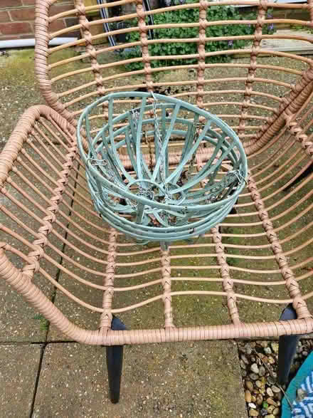 Photo of free 4x hanging baskets (Emsworth PO10) #1