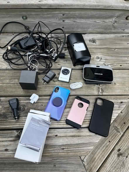 Photo of free Random electronic items (McKellar) #1