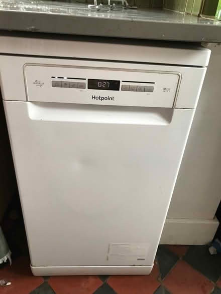 Photo of free Hotpoint dishwasher (Norwich NR2) #1