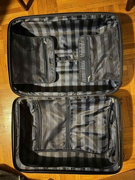 Photo of free Suitcase 30in (Lefferts Gardens) #4