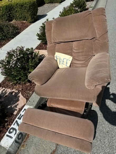 Photo of free Large easy chair (Saratoga) #1