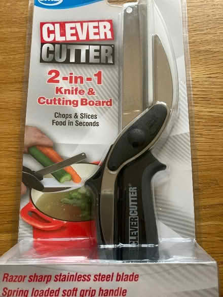 Photo of free Knife/chopping board (Chaddesden DE21) #1