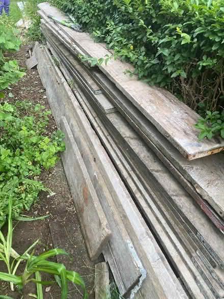Photo of free scaffolding boards (Donkey Wood TW14) #1