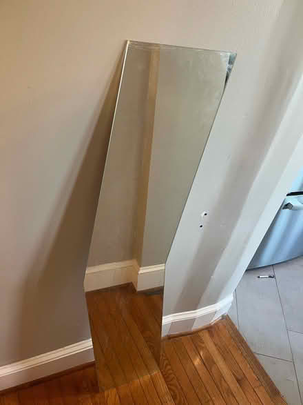 Photo of free Mirror (Petworth) #1