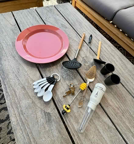 Photo of free Kitchen tools (Cherry Chase Sunnyvale) #2