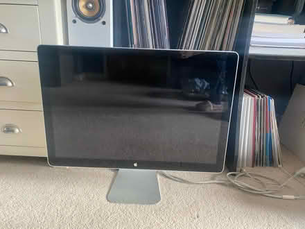 Photo of free Apple screen (ME19) #2