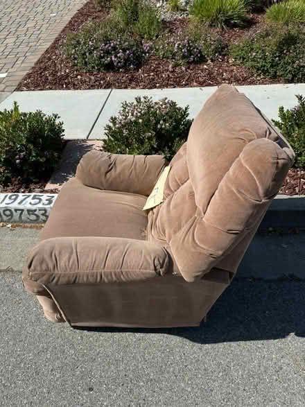 Photo of free Large easy chair (Saratoga) #4
