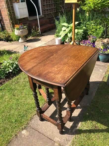 Photo of free Drop leaf table (Croxley Green WD3) #3