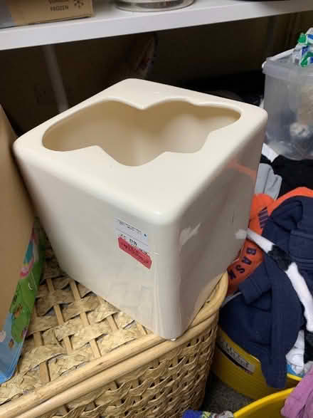 Photo of free Large Cream ceramic vase, not broken! (Caversham RG4) #1