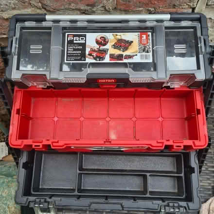 Photo of free Cantilever Toolbox (Crosby L23) #1