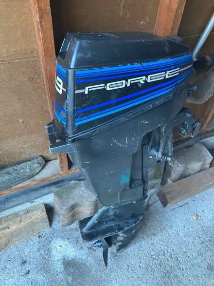 Photo of free Outboard motor for parts (Erin Mills) #2