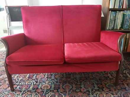 Photo of free Settee (Gilgarran CA14) #1