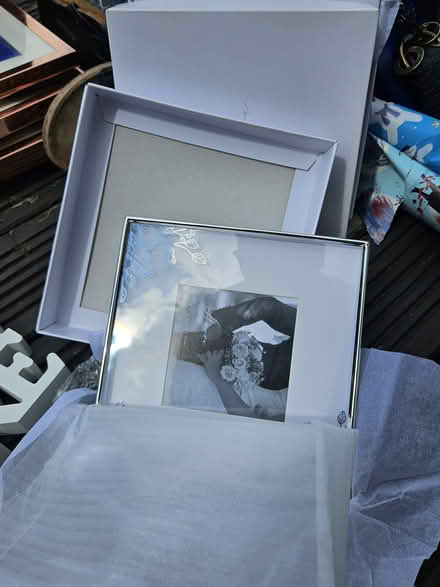 Photo of free items (Wigston/Oadby Council. LE18) #1