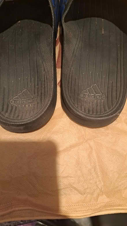 Photo of free Flip flops/sliders (Luton LU3) #2