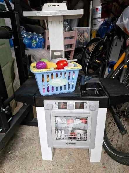Photo of free Child's plastic kitchen (Frecheville S12) #1