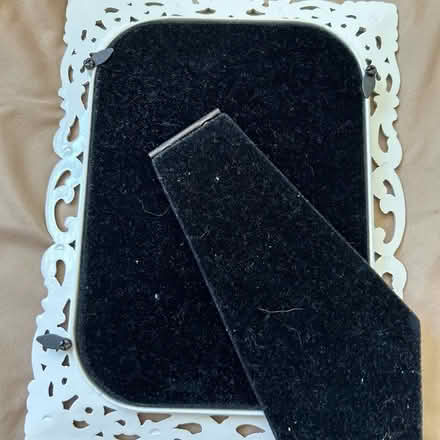 Photo of free 5x7 frame (Belleville) #2