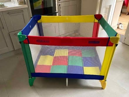 Photo of free Babe play pen (Crieff PH7) #1