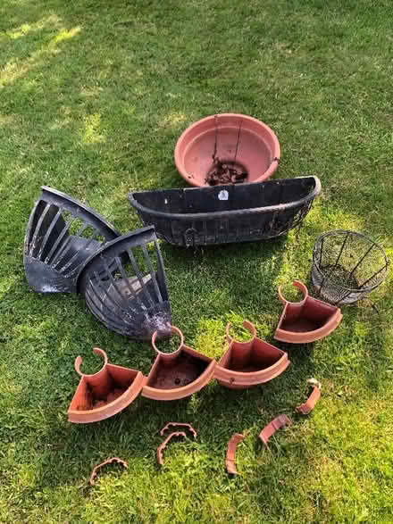 Photo of free 2 corner wall pots, 4 drainpipe pots (Cheney Manor SN2) #1