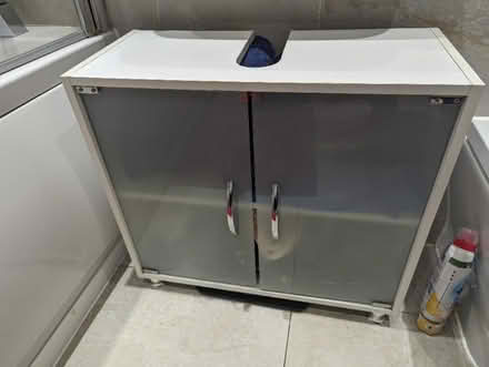 Photo of free Bathroom cabinet (Seven Sisters N15) #1