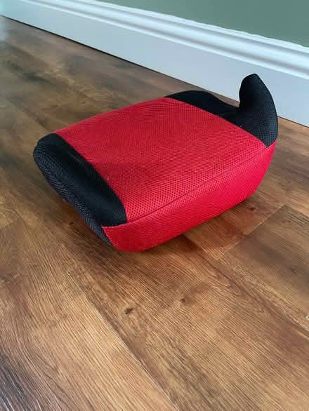 Photo of free Child booster seat (Tattenhoe MK4) #1