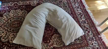 Photo of free V-shaped post surgery support pillow (Orpington BR6) #1