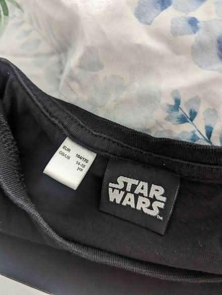 Photo of free Stars wars Mandalorian 14-15yrs (SE16) #2