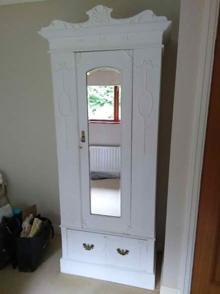 Photo of free Wardrobe - Would suit children's bedroom (Jennyfield HG1) #2