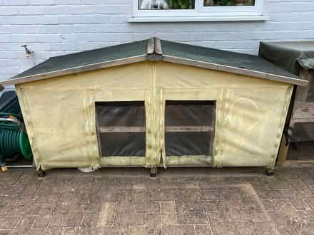 Photo of free 6ft Rabbit Hutch (Highway SL6) #1