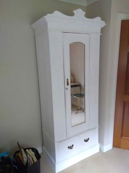 Photo of free Wardrobe - Would suit children's bedroom (Jennyfield HG1) #1