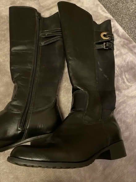 Photo of free Boots size 5 (DH2) #2