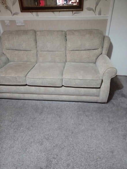 Photo of free sofa/settee and chair (Dawley TF4) #1