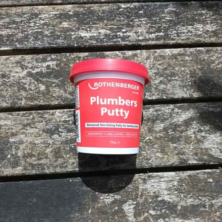 Photo of free Tub of Putty (Marcham OX13) #1