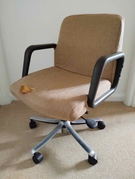 Photo of free Desk chair (Maidenhead SL6) #1