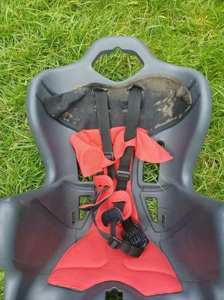 Photo of free Child bike seat (Baldock) #2