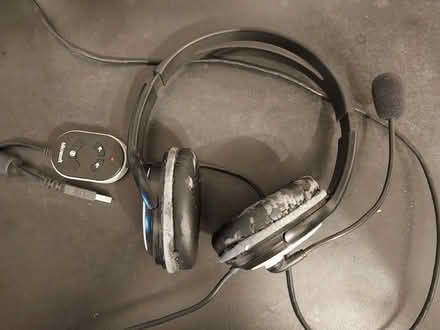 Photo of free Microsoft headset (Warkton NN16) #1