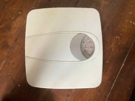 Photo of free Set of bathroom scales (Flitwick MK45) #1