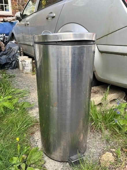 Photo of free Tall pedal bin (Hertford Heath SG13) #1
