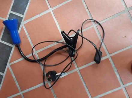 Photo of free Clip-on lamp (Oxon SY3) #1