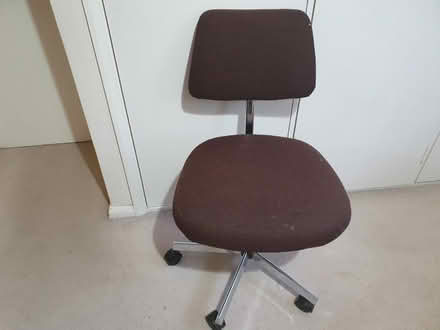 Photo of free Button-back office chair brown (St Pauls Ward GU15) #1