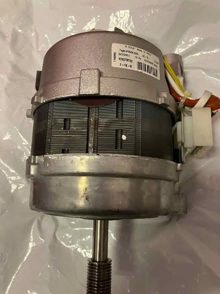 Photo of free Motor from an old Tricity Bendix washing machine (Hugglescote LE67) #2