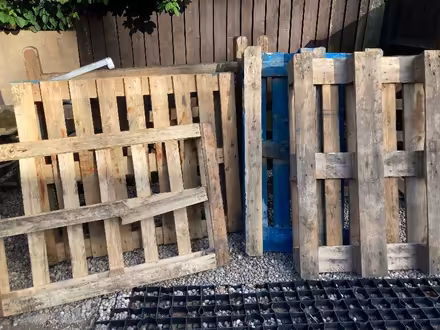 Photo of free 4 pallets (Cromer Hyde AL8) #1