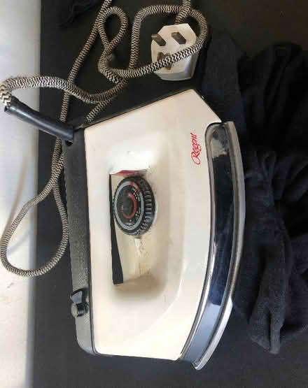 Photo of free Clothes Iron (Hornsey Station Estate N8) #2